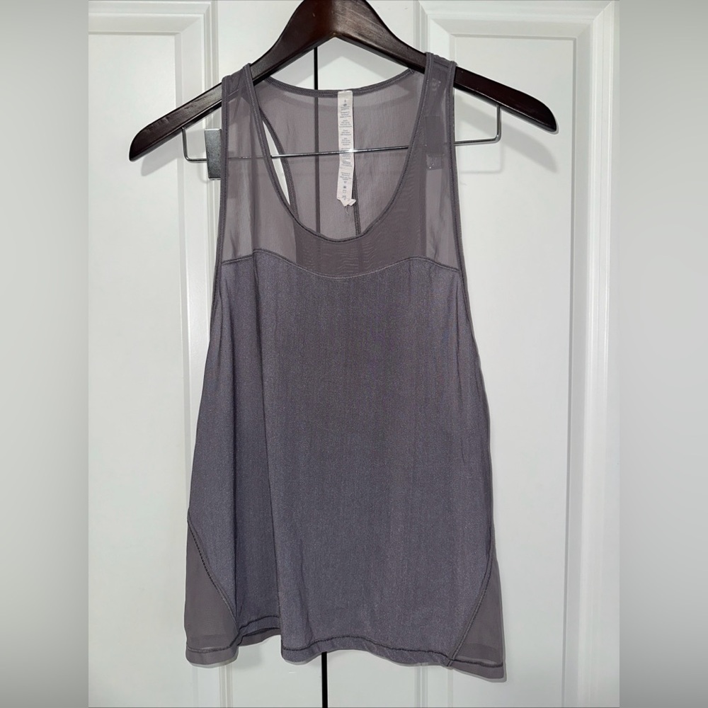 Lululemon Light N Breezy Tank Top Size 8